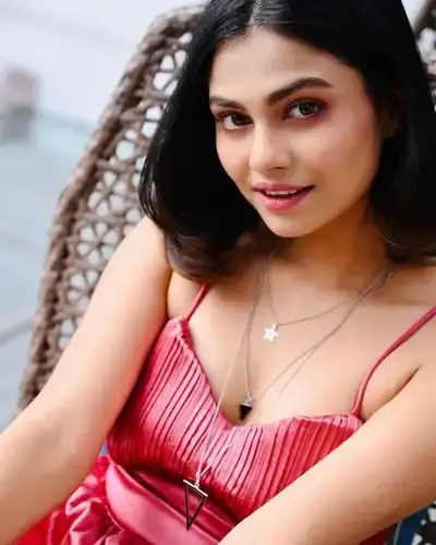 Call Girls Service in Sandur