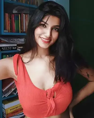 Sandur Call Girl